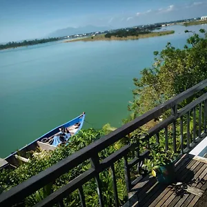 Autumn Bay Retreat Hoi An